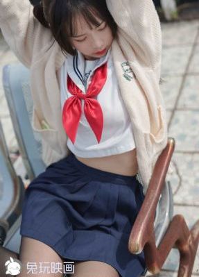 在线观看三级视频