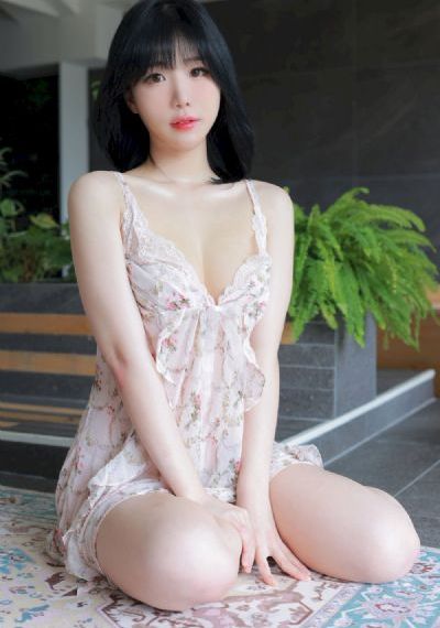 男生和女生一起靠逼