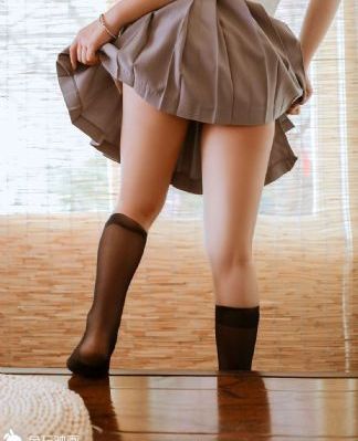 《邻居的妻子》