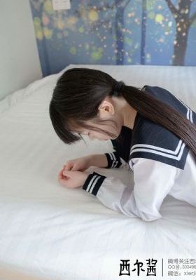 校花喂我乳我脱她胸罩免费视频