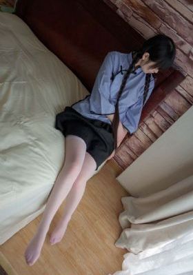 青青河边草直播免费观看全集