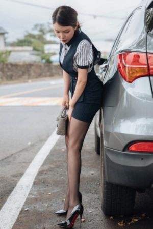 石原莉奈为了老了公和老头出