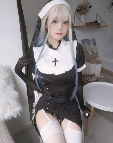 宝石之国第一季免费播放