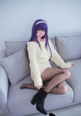 《漂亮的女邻居3》在线观看