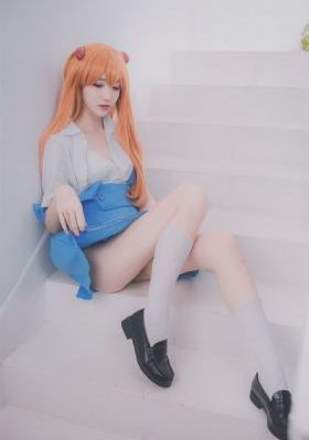 农村荡女淫春在线播放